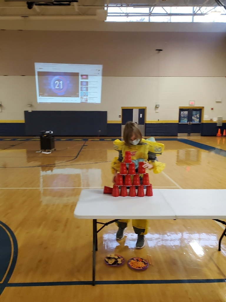 Leland Starcher winner of the cup stack challenge 